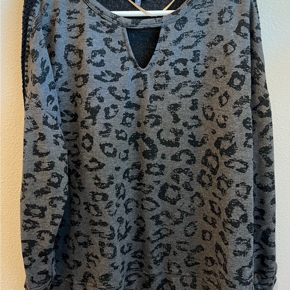 Democracy Charcoal Animal Print Top long sleeves